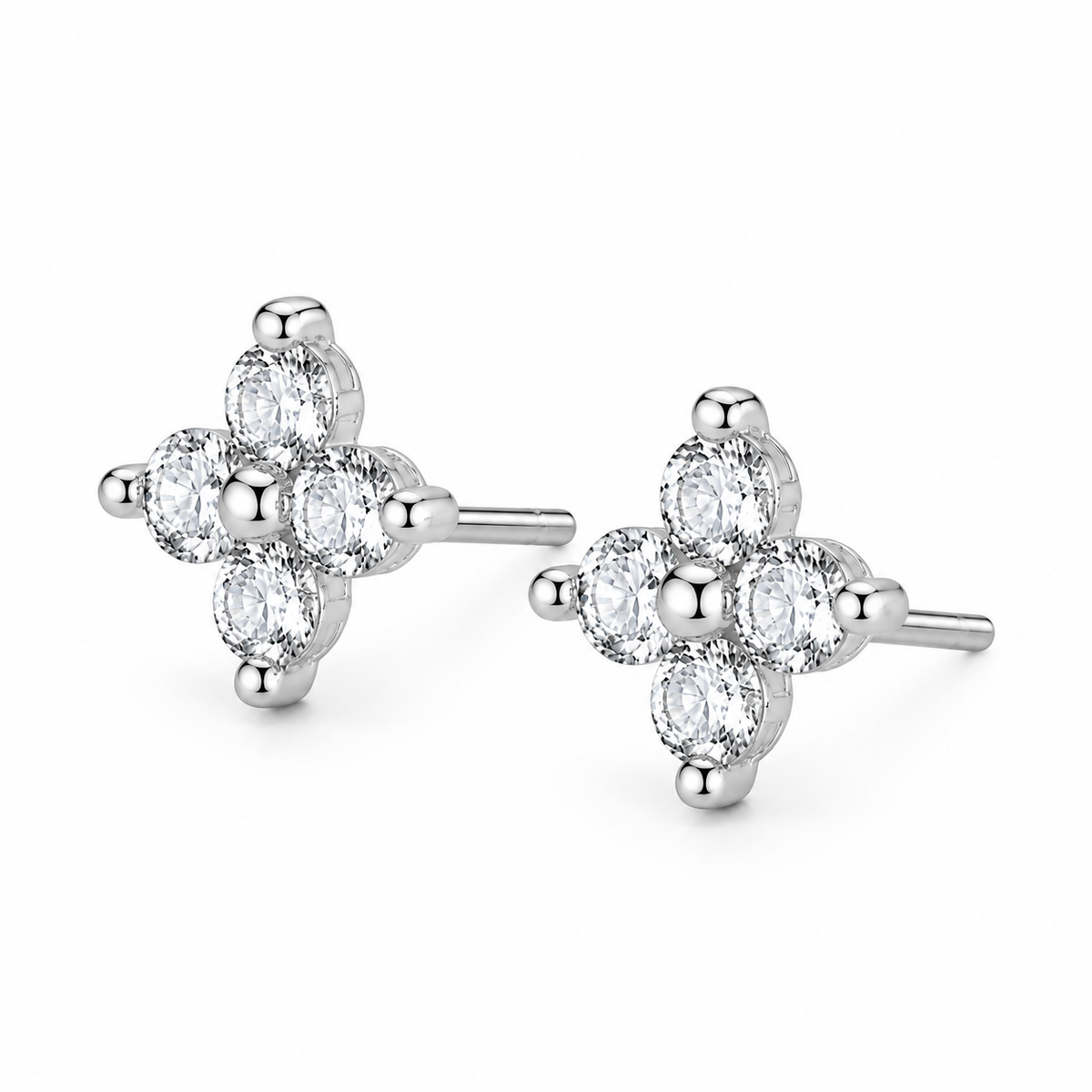 The Kai Star Stud Earrings